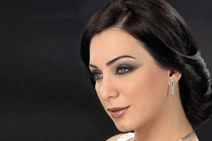 سلاف فواخرجي تصدم معجبيها بصور نشرتها