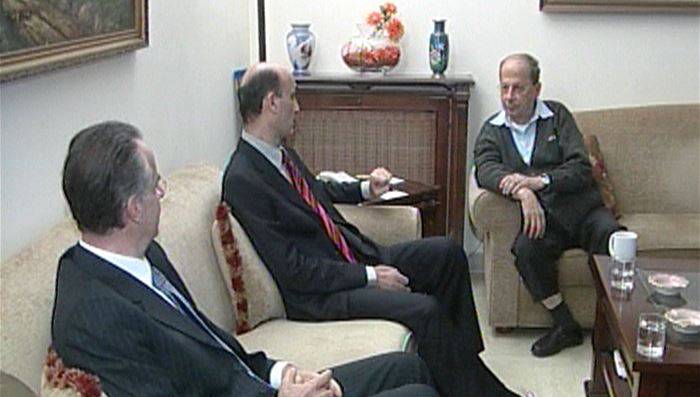 بري لا يسأل عن قانون الانتخابات