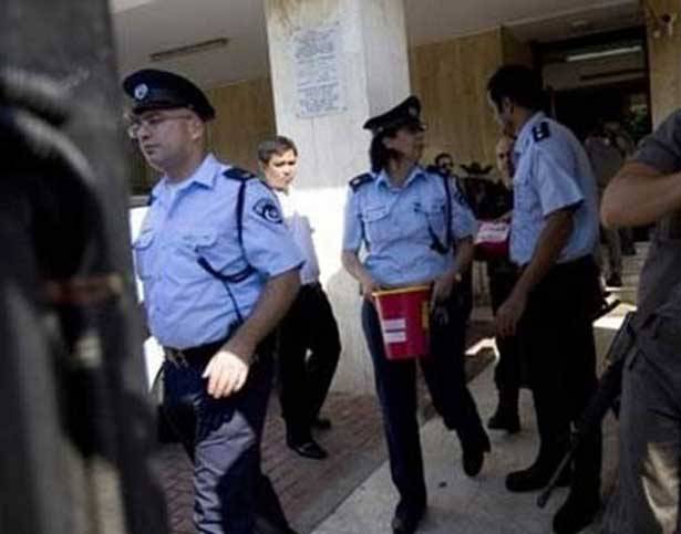 اصابة ضابط لبناني في حادث
اطلاق النار على اميركيين بالاردن