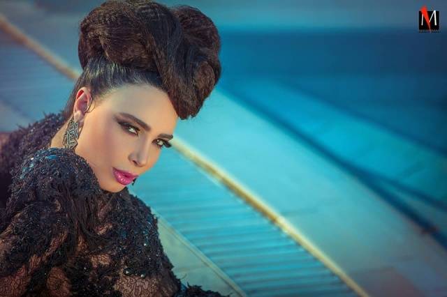 بالصور-  فستان ماريا الجريء  يتسبب بحذف 30 دقيقة من برنامج تلفزيوني