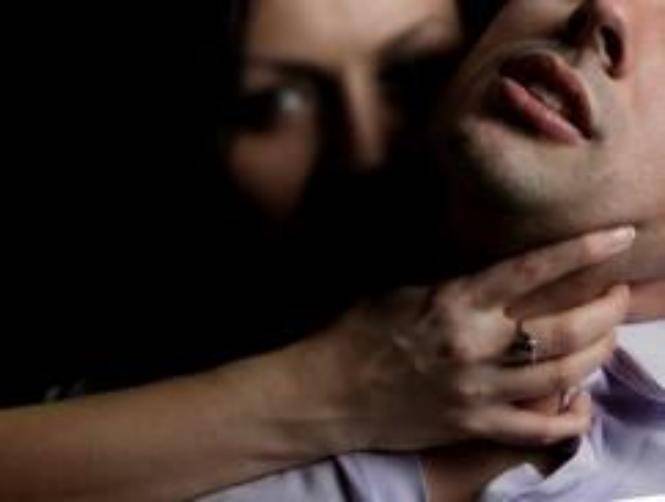 حاول الإنتحار مرتين.. والسبب؟
