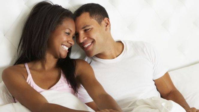 9 مواضع جسدية مثيرة للمداعبة قبل العلاقة الحميمة