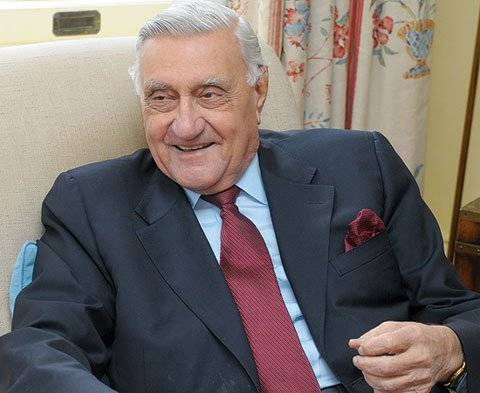 عدنان الباجاجي على قيد الحياة