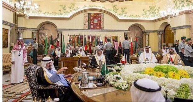 السعودية - قمة الرياض: دعم مؤسسات الحكومة الشرعية في ليبيا