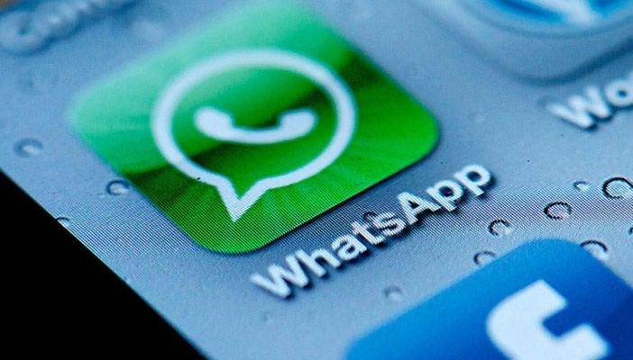 ما حقيقة “Chatting With” في “واتس آب”..؟
