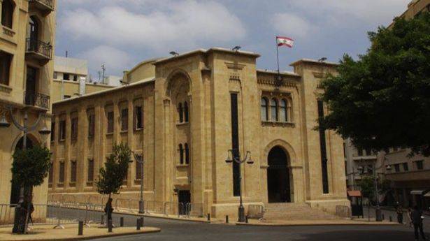 كيف اجتاز لبنان القطوع المالي؟