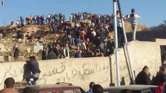 تشييع الضابط الأردني المتهم بتنفيذ هجوم "الموقر".. ووالدته: خرج من المنزل "مصلي وصايم"