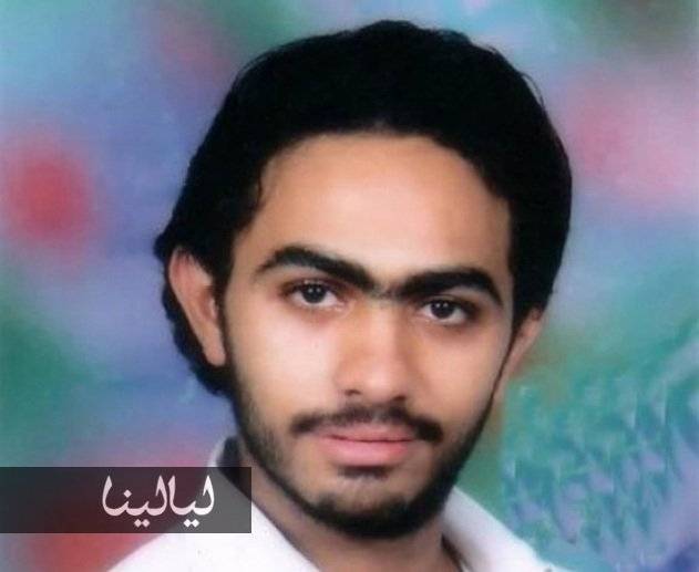 صور مشاهير بملابس وتسريحات صادمة