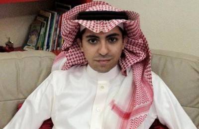 زوجة المدون السعودي المسجون رائف بدوي قلقة على حالته الصحية