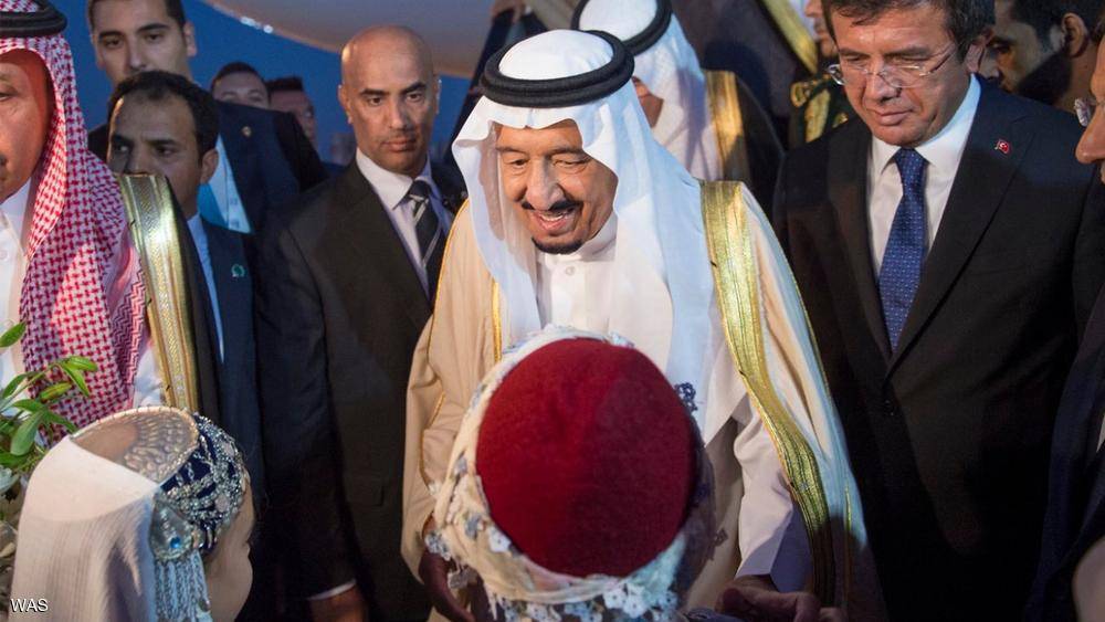 بوتن يلتقي العاهل السعودي في تركيا