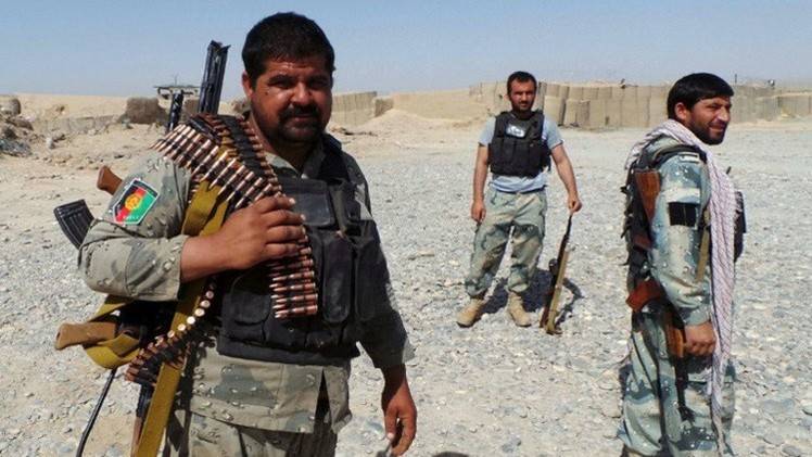 انشقاق عشرات الجنود الأفغان وانضمامهم لطالبان
