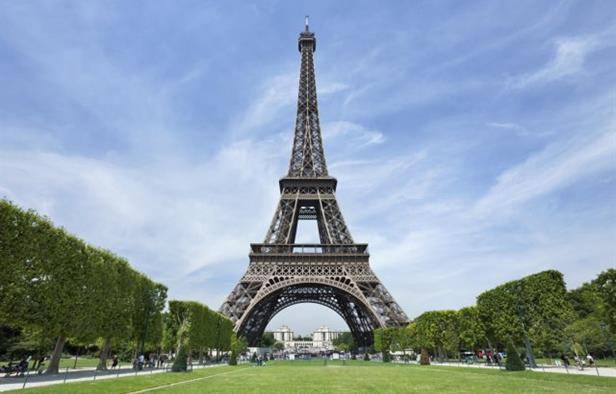 وقوع عدة عمليات إطلاق نار متزامنة في باريس