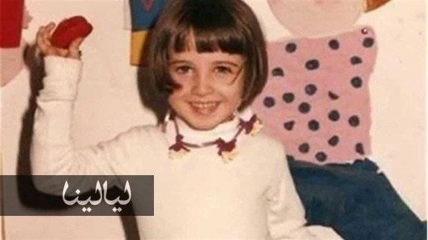 من هي النجمة العربية المشهورة صاحبة الصورة؟
