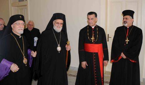 مجلس البطاركة والأساقفة الكاثوليك: آلمتنا العملية الاجرامية الهائلة التي ضربت باريس ونقدم التعازي للدولة الفرنسية رئيسا وشعبا