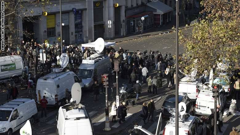 مصدر أمني فرنسي : يحتمل أن بعض المرتبطين بالهجمات مازالوا طلقاء