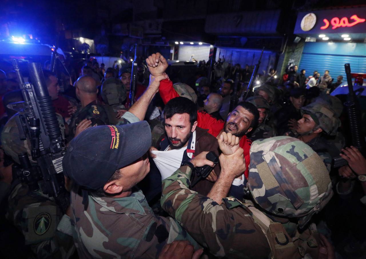 بالفيديو: هرج ومرج وفظائع ما بعد تفجيري الضاحية!