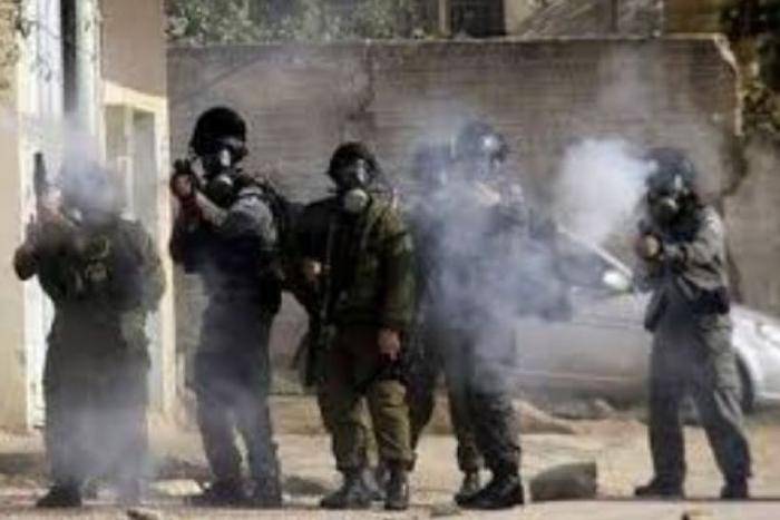 إستنكار فلسطيني لاقتحام الاحتلال قلنديا وقتل العزل بدمٍ بارد