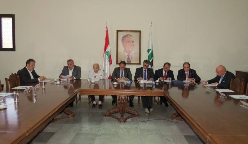الكتائب: عدم إنعقاد مجلس الوزراء جريمة توازي جريمة برج البراجنة