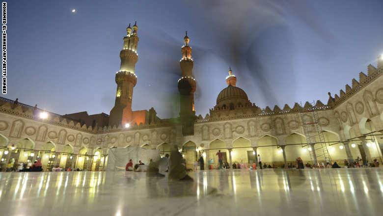 أكبر مؤسسة دينية إسلامية تحذر من التحريض ضد المسلمين