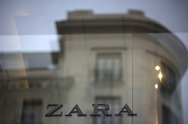 "زارا" تقيل موظفين فيها بعد حادثة منع محجبة من دخول متجرها في باريس
