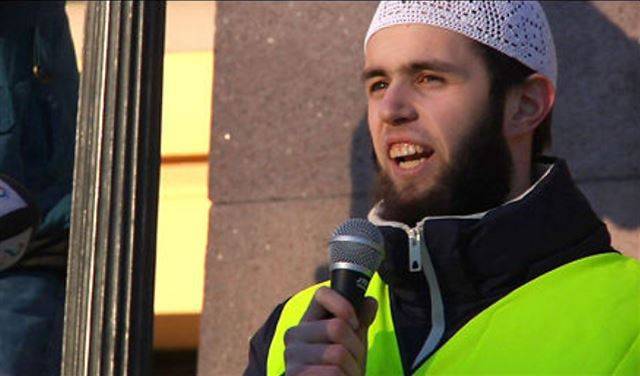 متطرف سابق: داعش يمنح الشباب شعورا وهميا بالانتماء