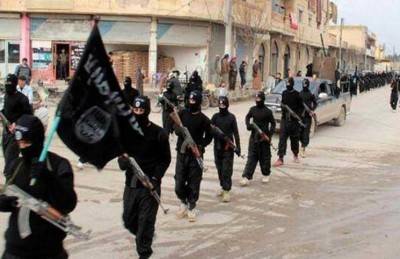 نزوح العشرات من عوائل قيادات داعش من الرقة إلى الموصل
