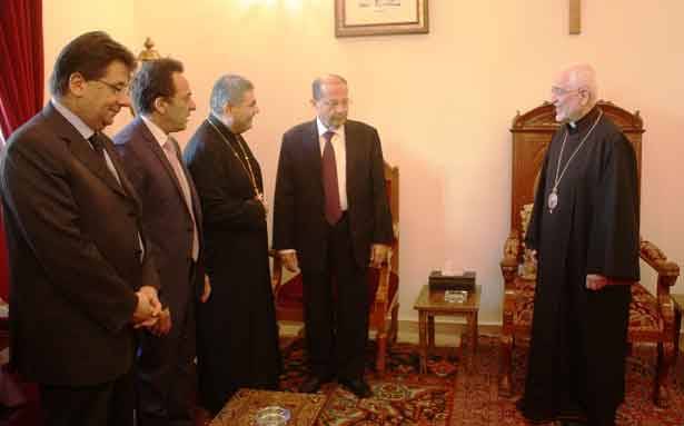 عون زار بطريركيّة الأرمن الكاثوليك
وبحث مع غريغوار شؤوناً مسيحيّة ولبنانيّة