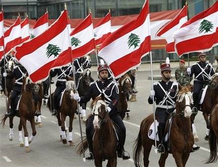 هل تلغى إحتفالات الإستقلال؟