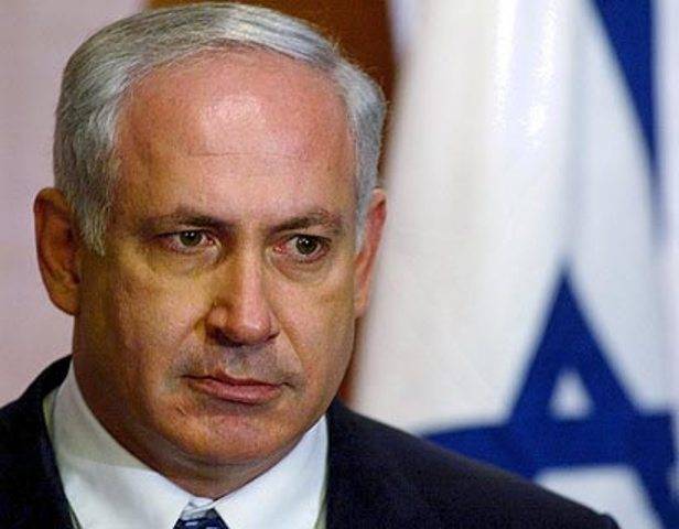 رئيس الوزراء الاسرائيلي مهدد بالاعتقال في اسبانيا