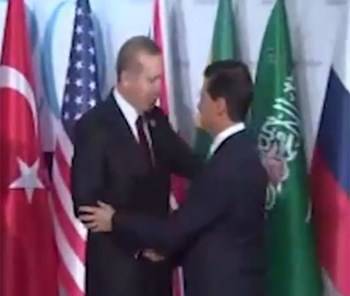 بالفيديو.. أردوغان يعاتب رئيس المكسيك بسبب زوجته!