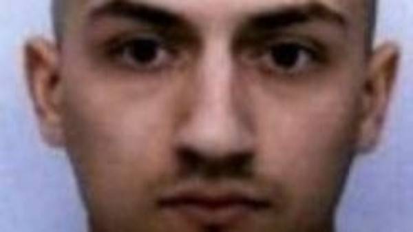 والد أحد انتحاريي باريس: فشلت بانتشاله من "داعش"