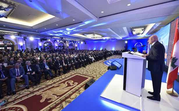 بيروت تربح الرهان مُجدداً... وتنتصر على الإرهاب في أكبر تظاهرة مصرفيّة
سلام : السلطة ستقوم بواجباتها لأن الاستحقاقات داهمة
سلامة : الليرة مُستقرّة والشائعات لم تُترجم في الأسواق