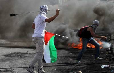 إصابة 14 فلسطينيا برصاص جيش الإحتلال في مواجهات بقطاع غزة