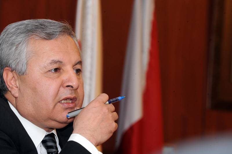 السيد حسين: للدفاع عن استقلالية الجامعة اللبنانية أكاديمياً ومالياً