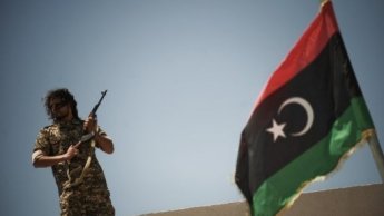 روسيا ترفض إعادة الدبلوماسيين حتى يستتب 
الأمن في ليبيا
<br>
والبيت الأبيض يعتبر خطف الليبي" أبو أنس" قانونيًا ومقبولا
