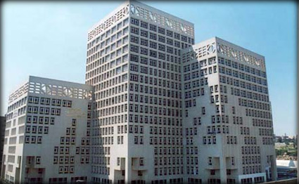 مصر تطرح سندات بقيمة 1.43 مليار دولار