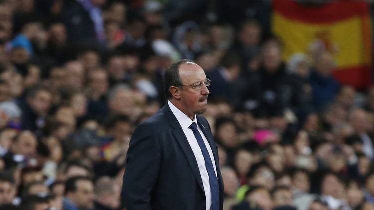 رئيس ريال مدريد يقرر إقالة بينيتيز بعد كارثة برشلونة