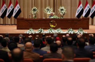 البرلمان العراقي يشكل لجنة للتحقيق حول الطائرات المحملة بالأسلحة