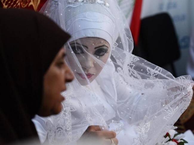 عروس فلسطينية ممنوعة من الزواج .. بأمر من الجيش الاسرائيلي!