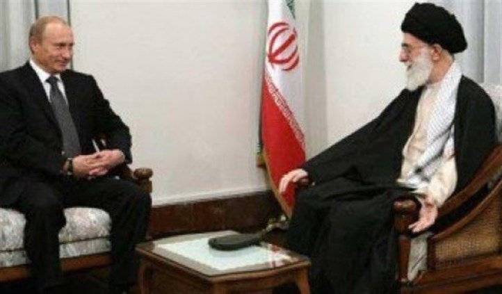 بالصور.. ﻿هدية نادرة من بوتين لخامنئي، ما هي؟