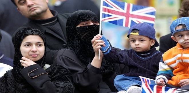 زيادة الحوادث المعادية للمسلمين بنسبة 300% في بريطانيا