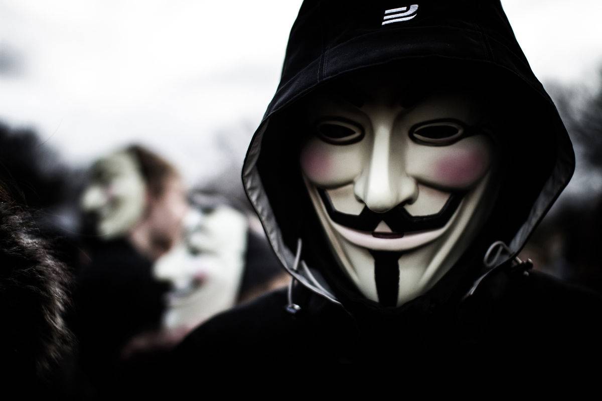 انوميوس Anonymous تكشف عن رقم جديد لمخزون الغاز في جنوب لبنان