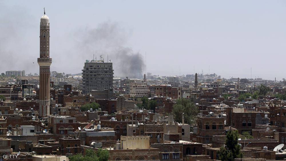 اليمن : اشتباكات بمحيط القصر الجمهوري ومقر قوات الأمن بتعز
