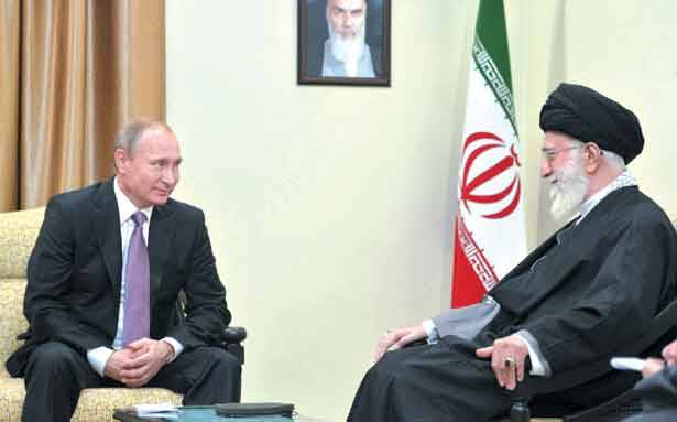 بوتين اهدى خامنئي نسخة من القرآن الكريم :
رفض للاملاءات الخارجية بشأن سوريا