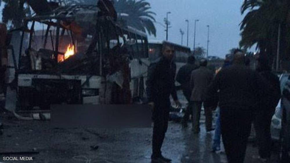 6 قتلى على الأقل في انفجار حافلة بتونس العاصمة