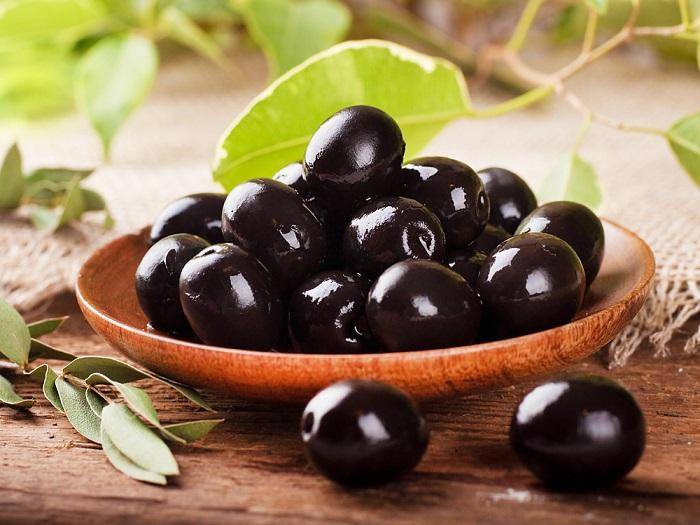 لا تترددوا في تناول الزيتون الأسود لهذه الأسباب...