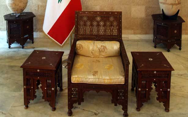 حسن رفض عون لن يقبل بفرنجيه رئيساً
