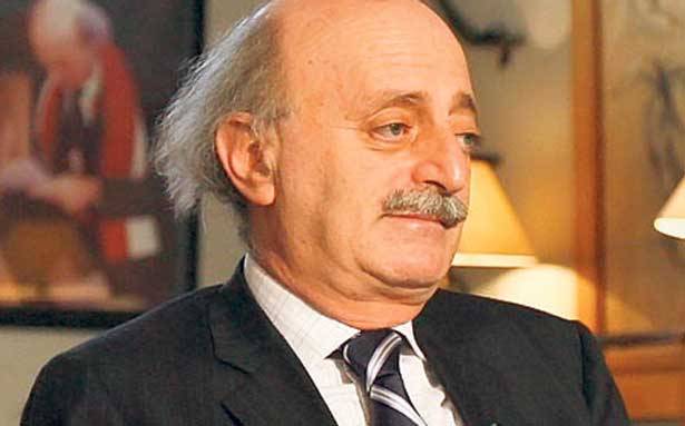 جنبلاط يسعى للايقاع بين عون وفرنجيه