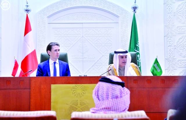 الجبير: الخيار العسكري في سوريا لا يزال مطروحاً