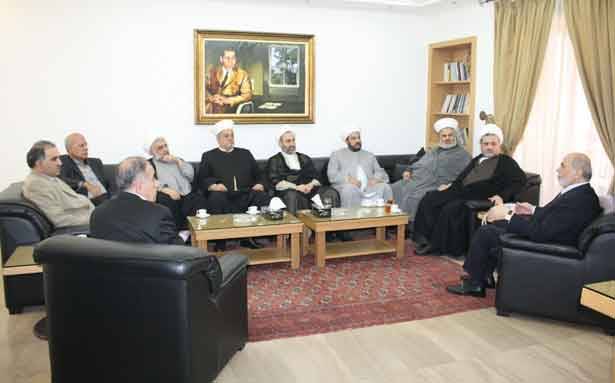 حردان التقى وفد «تجمّع العلماء»:
مُساواة المقاومة بالارهاب تضليل
